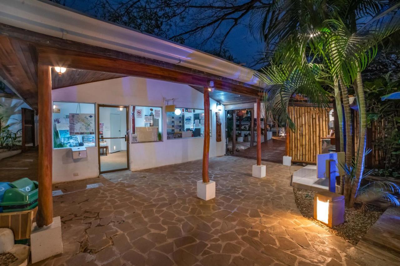 Hotel Pasatiempo Тамариндо Екстериор снимка